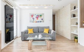 Sunny Kliny Apartment